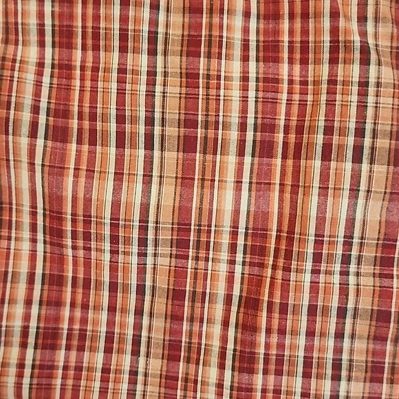 Weather proof brand plaid shorts - Picture 3 of 5